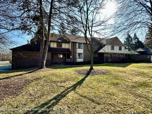 700 Moorland Dr #12, East Lansing, MI 48823