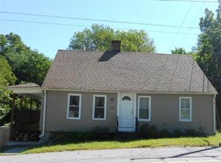 23 Bow St, Millville, MA 01529