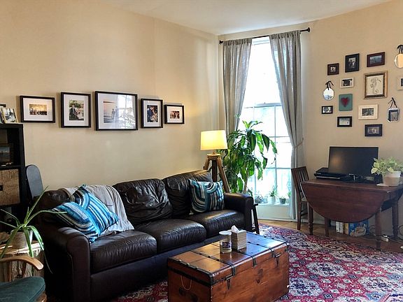 3rd image of 27 Bowdoin St APT 2B