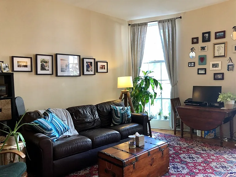 27 Bowdoin St #2B — Photo 3