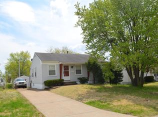 244 Presley Dr, Saint Louis, MO 63137