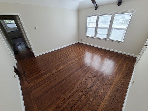 4th image of 1218 Bellevue Ave APT 10