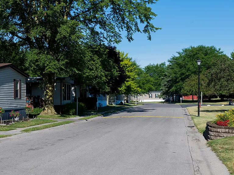 Willowbrook Place — Photo 12