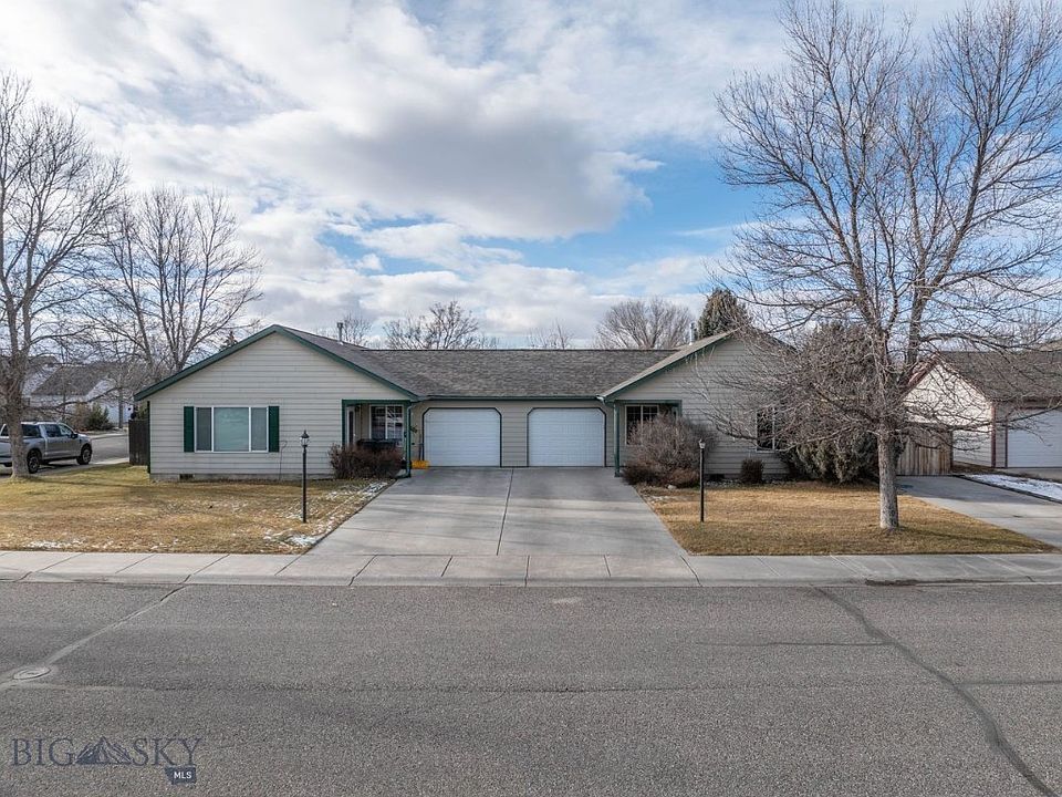 1st image of 9 Pebble Brook Ln