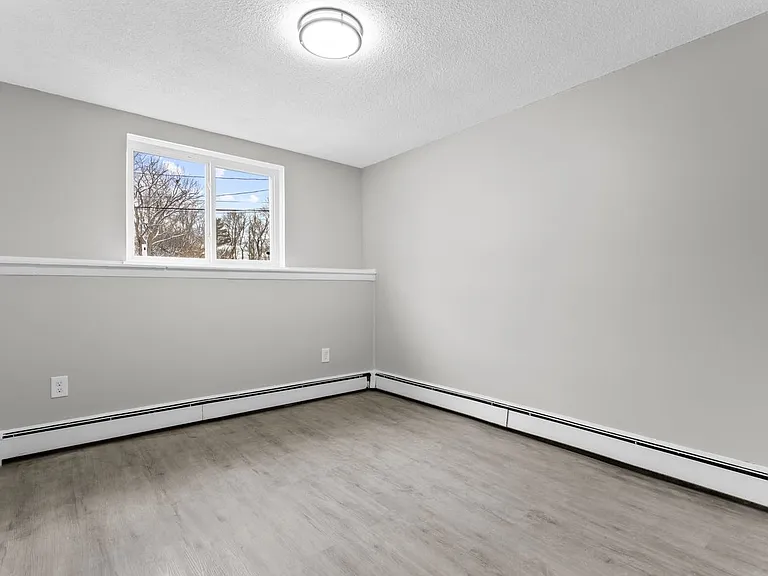 11 Bennett Dr #2 — Photo 8