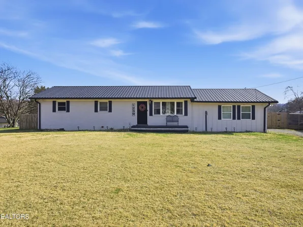 1239 S Old Sevierville Pike, Seymour, TN 37865