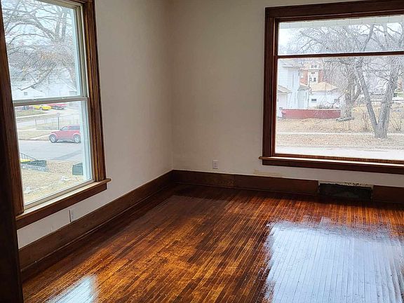 2nd image of 2110 Douglas St #1