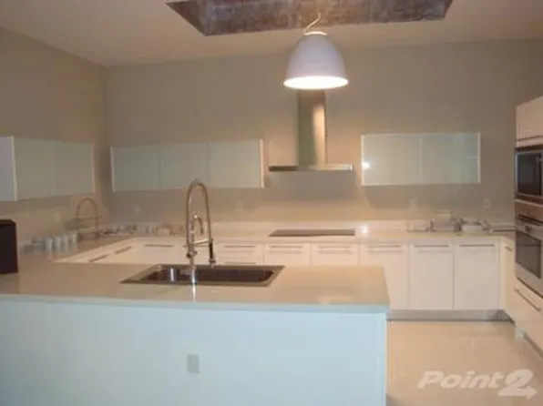 200 Sunny Isles Blvd Unit 404, Sunny Isles Beach, FL 33160