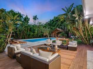 Bay Point, Miami, FL 33137