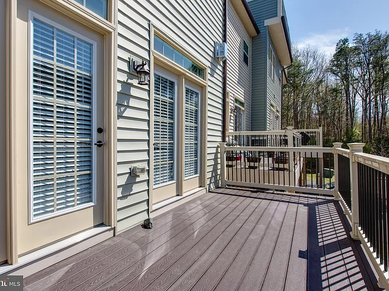 7311 Taylors Hill Ln — Photo 22