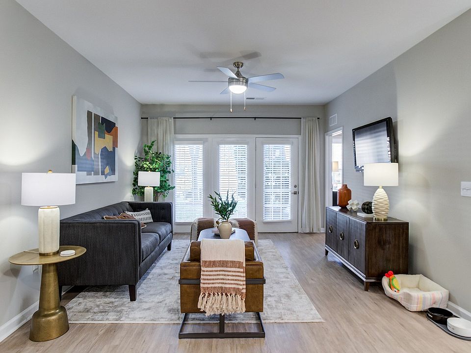 Spacious enough for your style, intimate enough for your moments