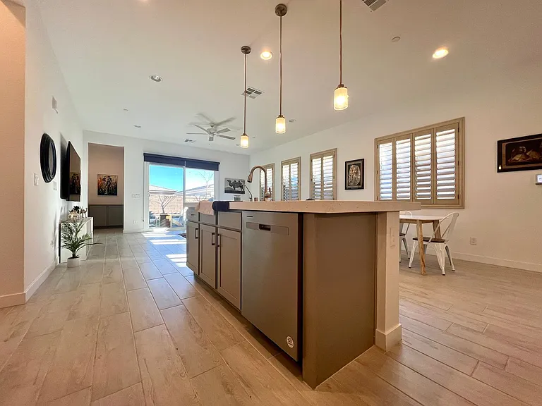 116 Ibiza Lake Dr — Photo 11