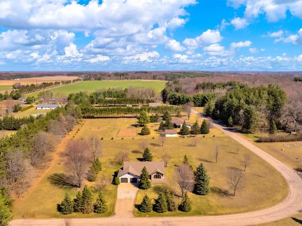 3684 GRAY LOG LANE, Stevens Point, WI 54482