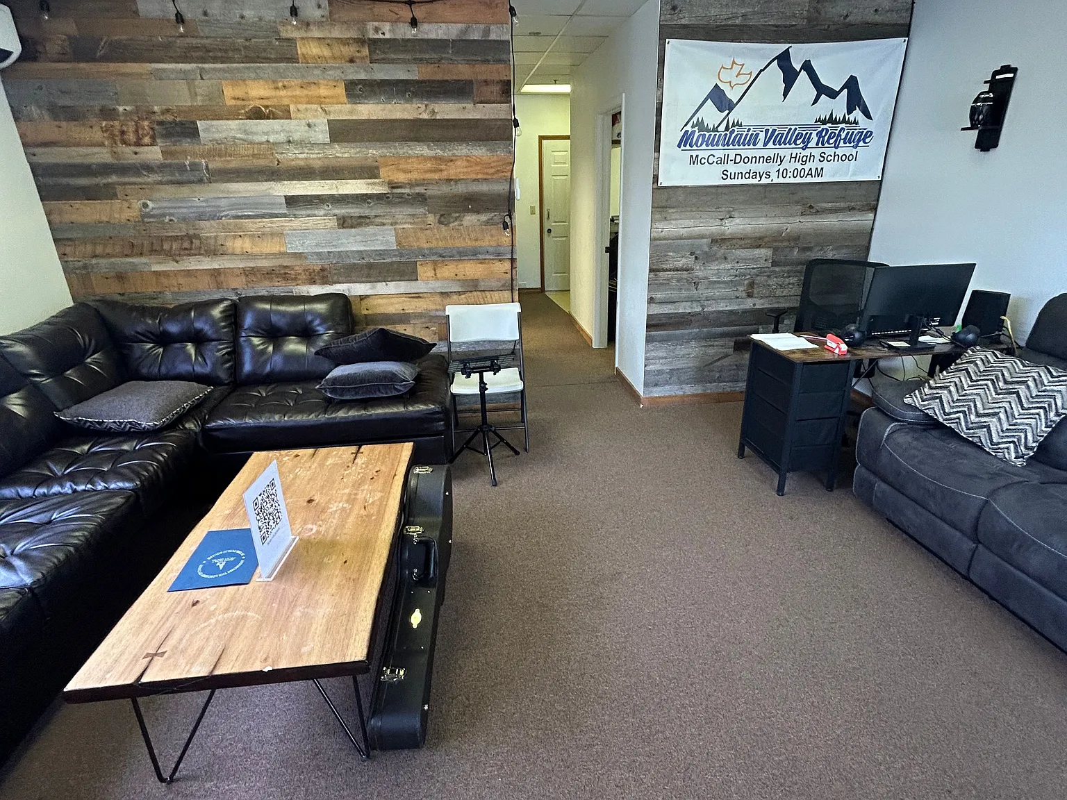 Studio, 740 sqft, $984 — Photo 3