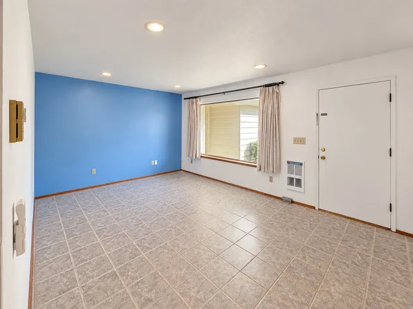 4207 W Walnut St #1/2, Yakima, WA 98908