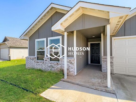 3rd image of 7039 Phoenix Dr