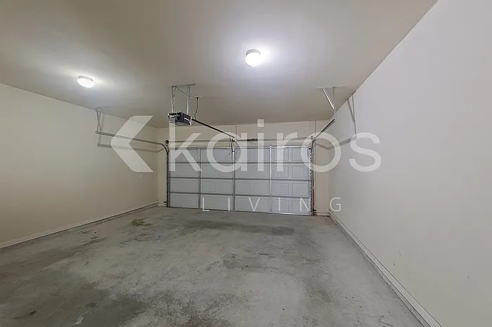 1332 Bass Ln — Photo 24