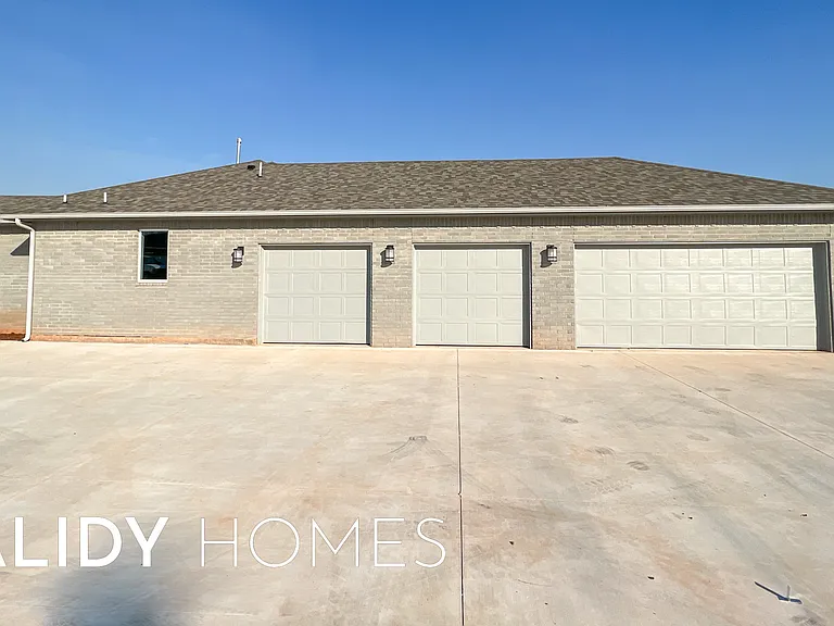 17640 Natalie Ct — Photo 50