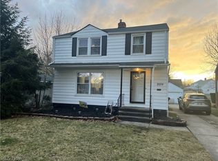 2074 E 226th St, Euclid, OH 44117
