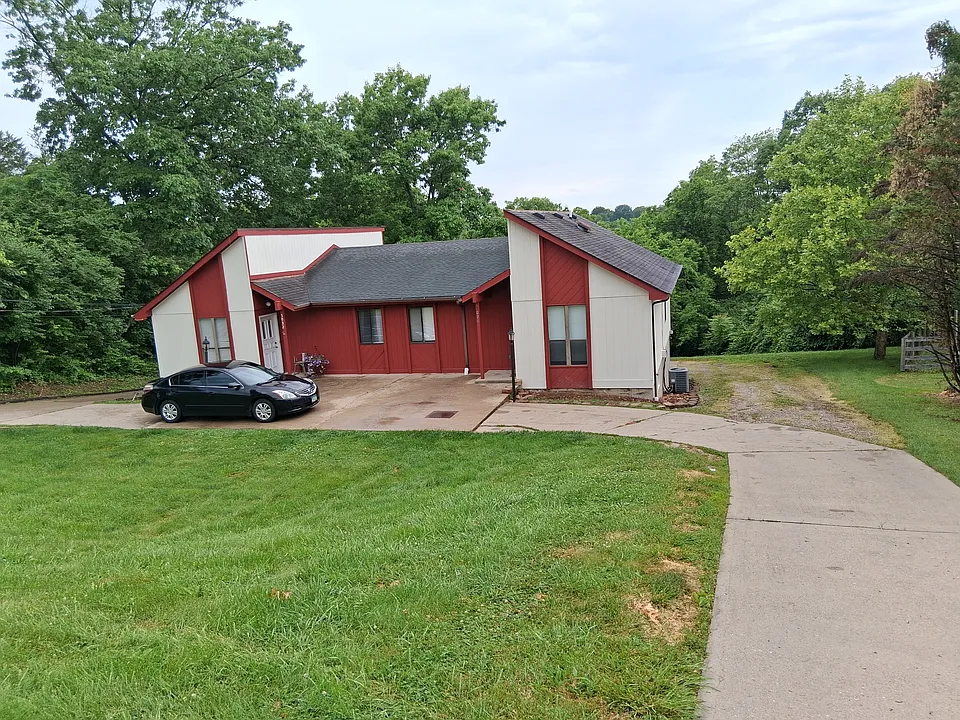 5026 Gary Ln #2
