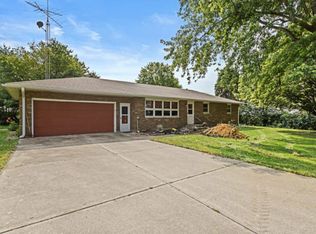 2981 N Hwy  251, Rochelle, IL 61068