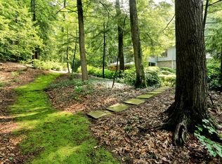 1730 Baptist Church Rd, Yorktown Heights, NY 10598