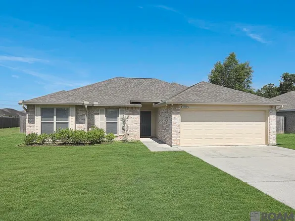 1310 Point Andrew Dr, Gonzales, LA 70737