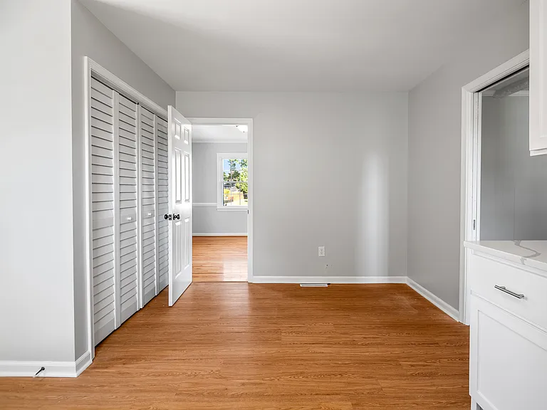 3908 Pfost Ave — Photo 18