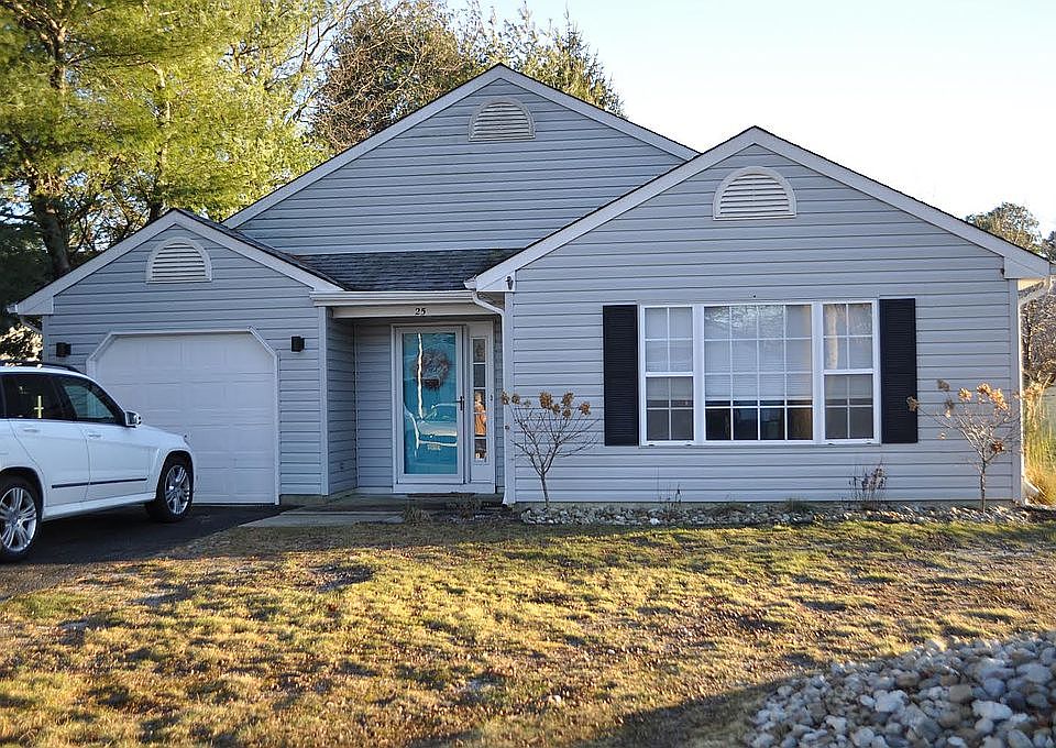 1st image of 25 Beaver Hollow Dr