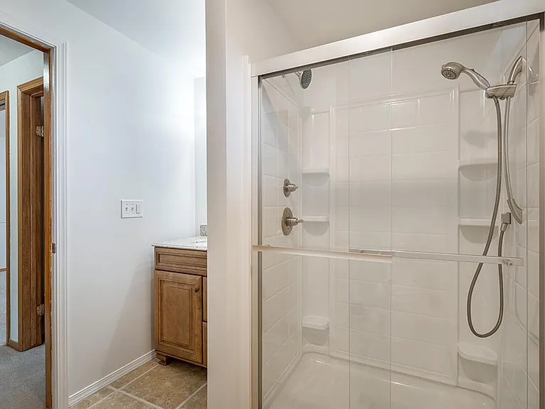 8912 NE Russell St — Photo 19