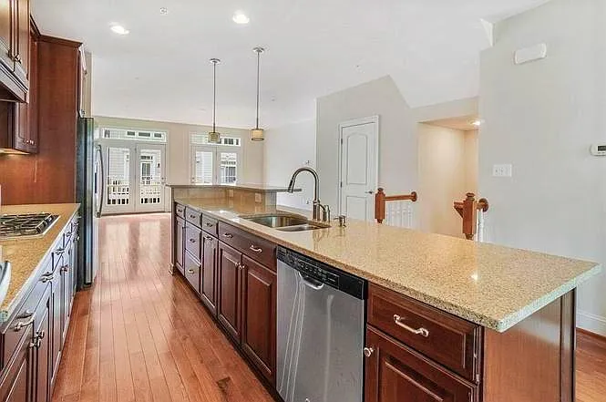 2ndFloor_Kitchen_3