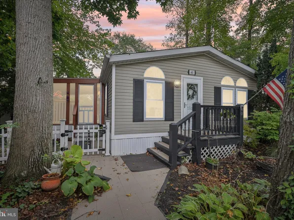 1016 S Route 9 Trailer 40, Cape May Court House, NJ 08210