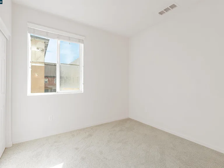 3091 Madsen St — Photo 16