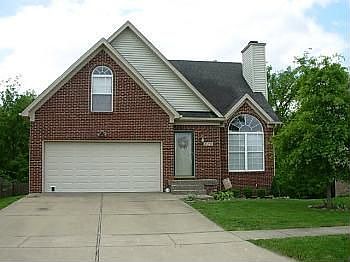 1st image of 279 Woodfield Cir