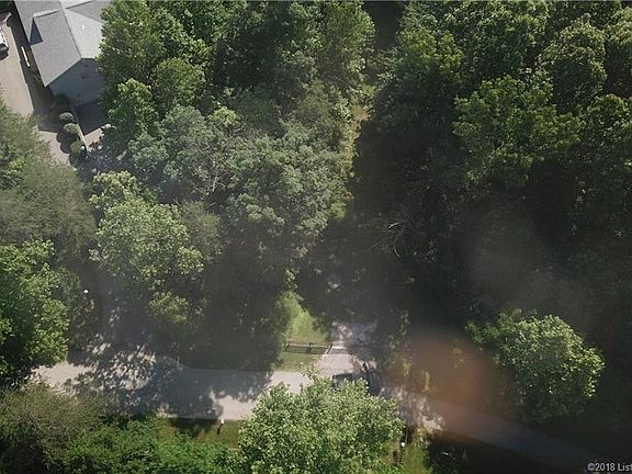 2nd image of 2212 Southern Hills Dr