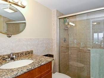 3rd image of 100 Bayview Dr APT 2104