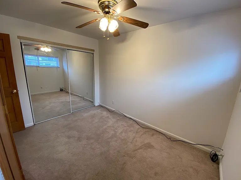 N High St 2232 SSR — Photo 14