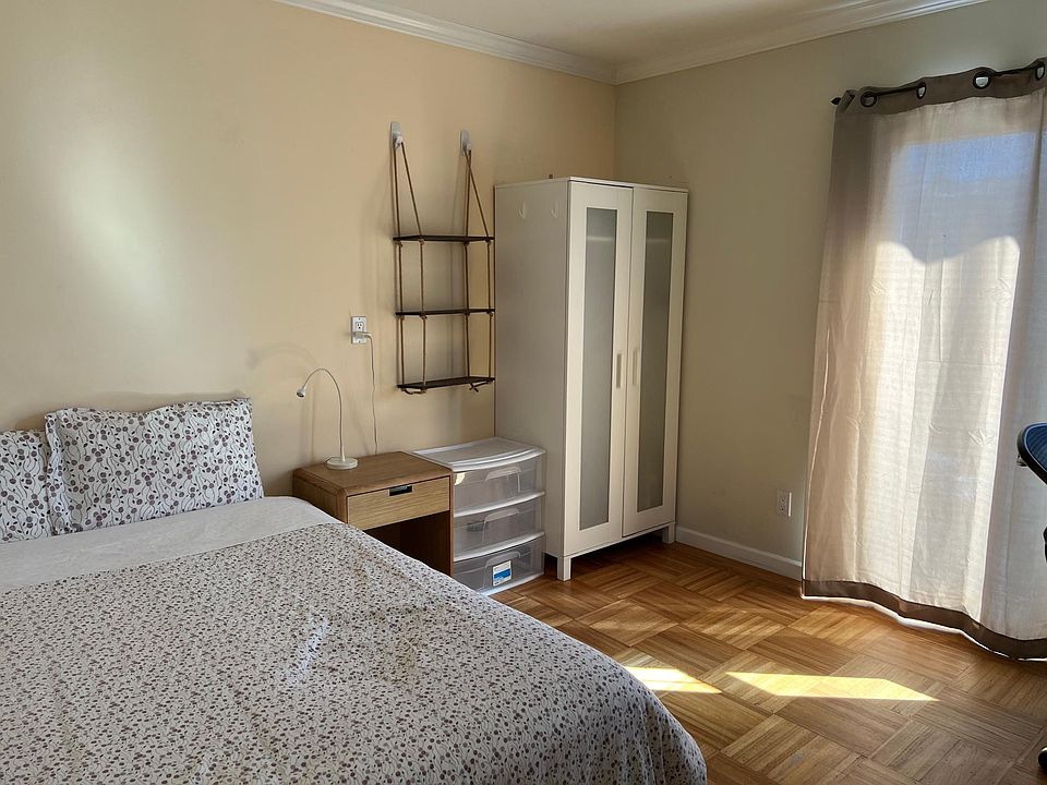 1st image of 2381 18th Ave #1