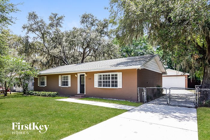 1st image of 12728 Linda Dr