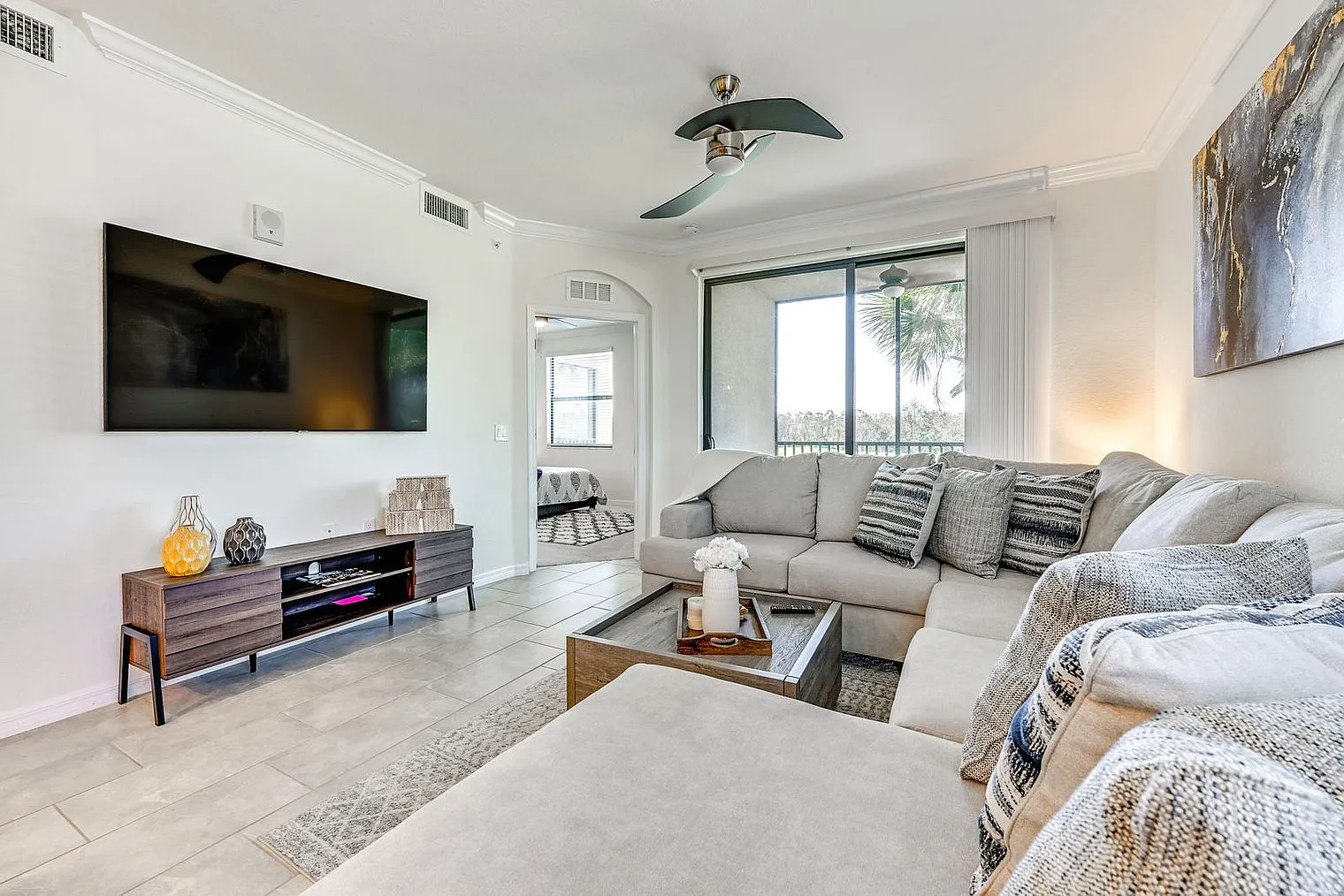 3 bed, 2.0 bath, 1280 sqft, $3,451 — Photo 1