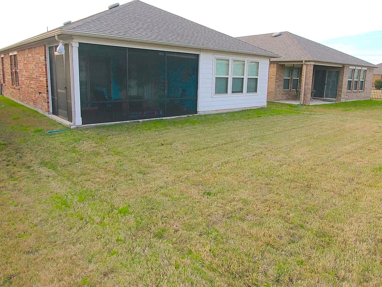 3306 Dandelion Dr — Photo 14