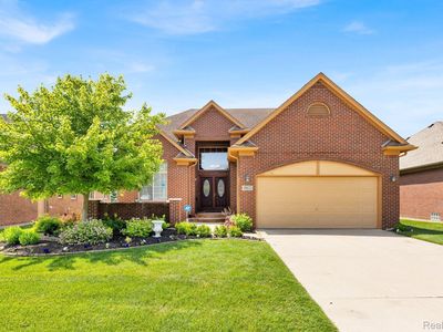 49653 Cranberry Creek Dr, Macomb, MI, 48042