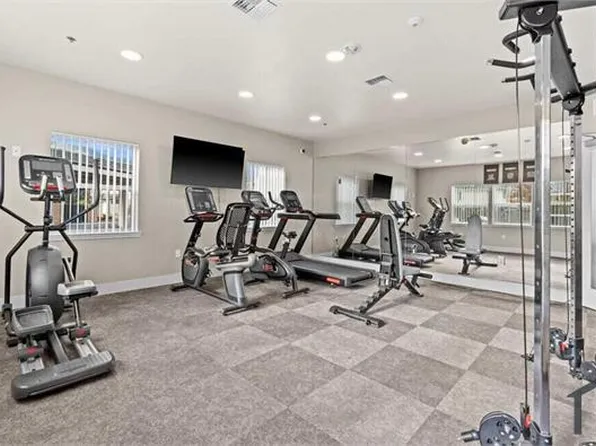 1339 W Luchessa Ave, Gilroy, CA