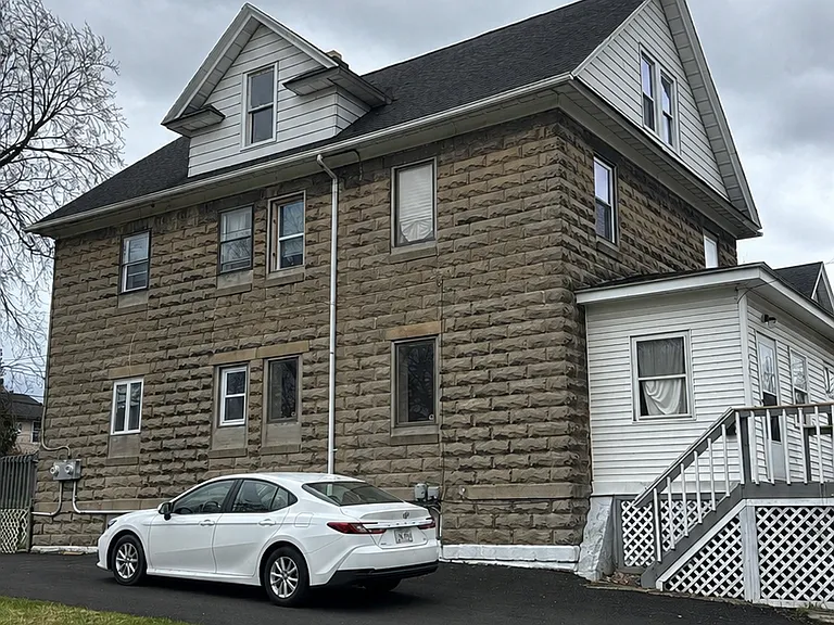 194 Ellison St #194 — Photo 12