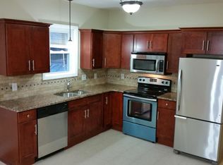 23 S Stowell St APT 3, Worcester, MA 01604