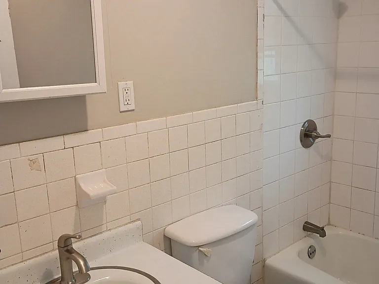 2527 Washington Pike #D6 — Photo 11