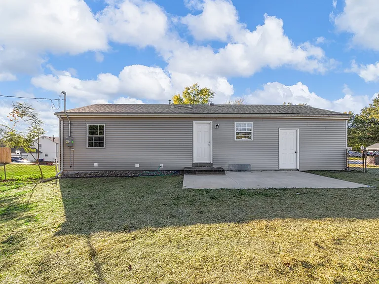 1024 Cypress Dr — Photo 25