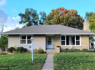 2245 Margaret St, Saint Paul, MN 55119