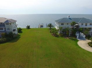 5141 Westshore Dr, New Pt Richey, FL 34652