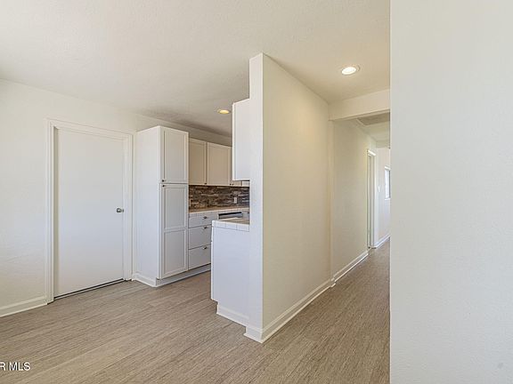 5th image of 8831 W Avenue F